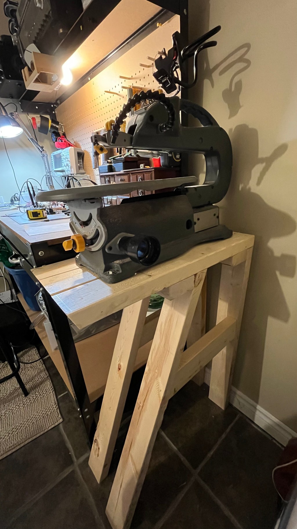 Scroll Saw Horse
